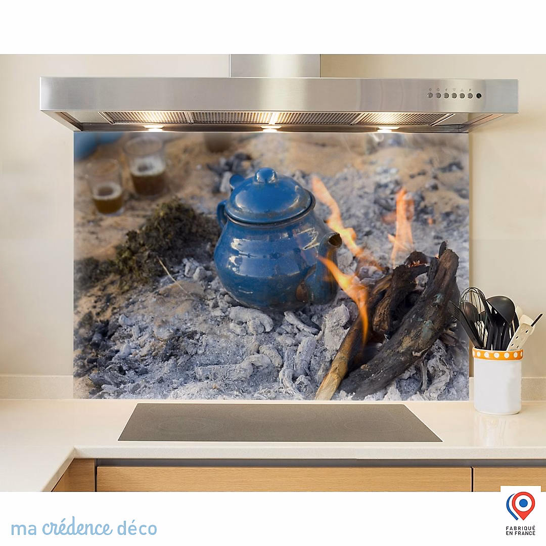 Crédence cuisine fond de hotte Théière et desert | Verre trempé – L 90 cm x H 60 cm – MaCrédenceDéco