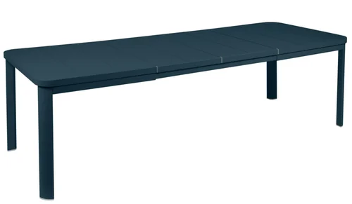 Table Oléron avec rallonges coloris bleu en aluminium Fermob - 155/255 x 100 cm