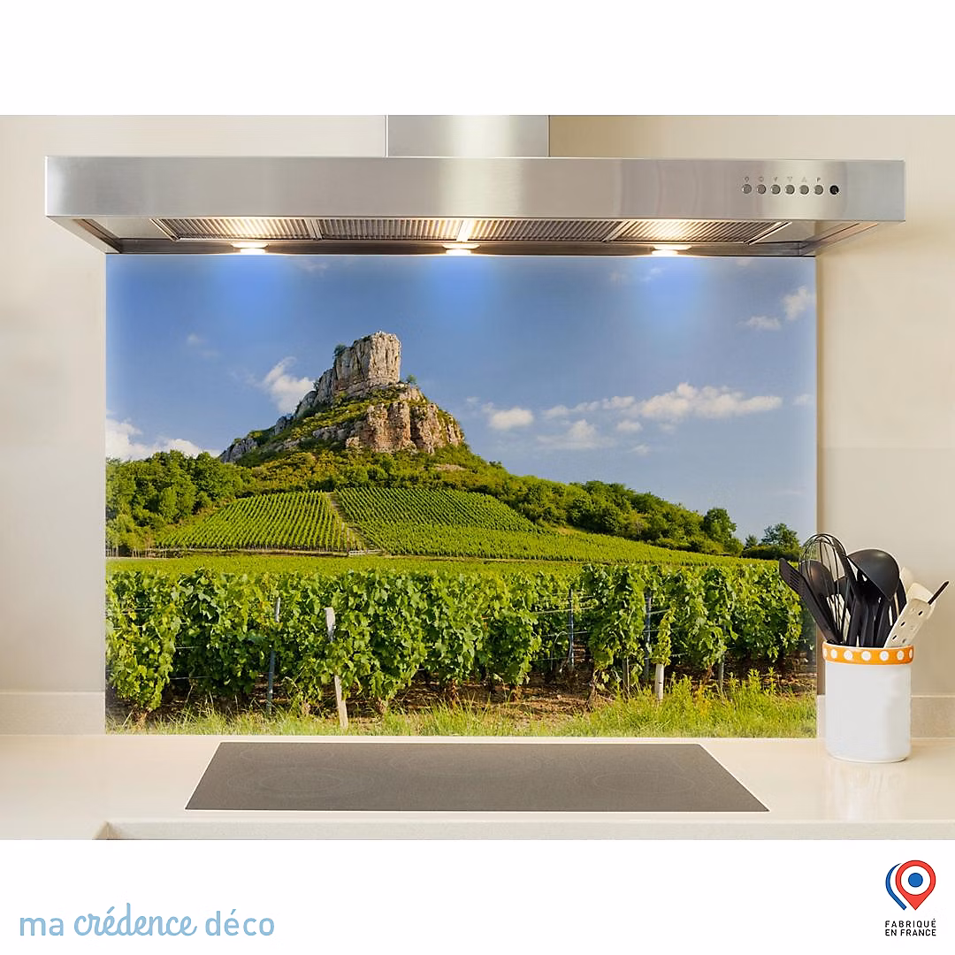 Crédence cuisine fond de hotte La Roche de Solutré | Verre trempé – L 90 cm x H 60 cm – MaCrédenceDéco
