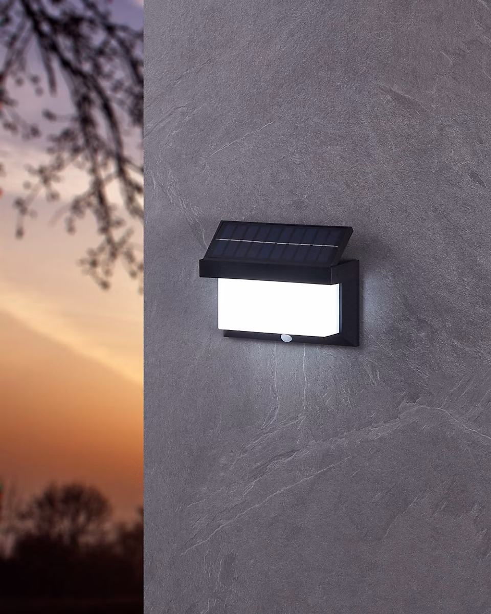 Applique extérieure solaire LED integrée Utrera noir IP44 800lm Eglo – Réf. KQUTEUZJG1320438454