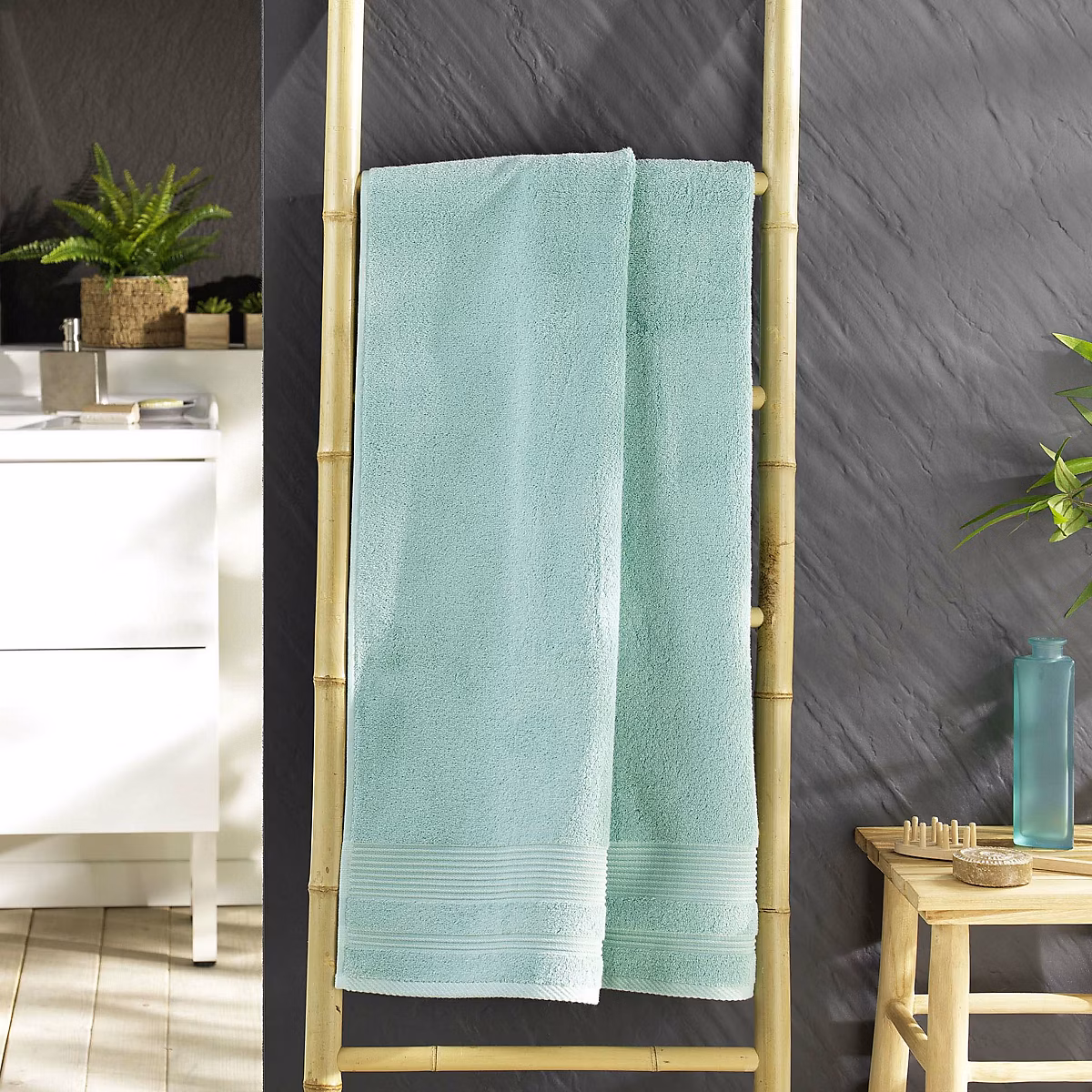 Drap de Douche 70 × 130 cm Éponge Unie Tendresse Céladon 600g/m²