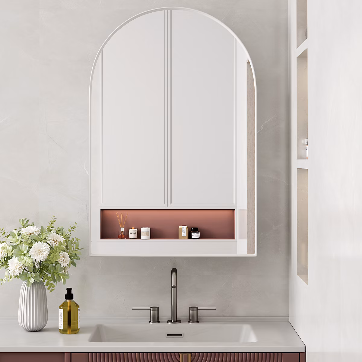 Armoire à miroir cintrée blanche avec cadre métal – armoire murale à étagères réglables, rangement salle de bain, salon ou chambre