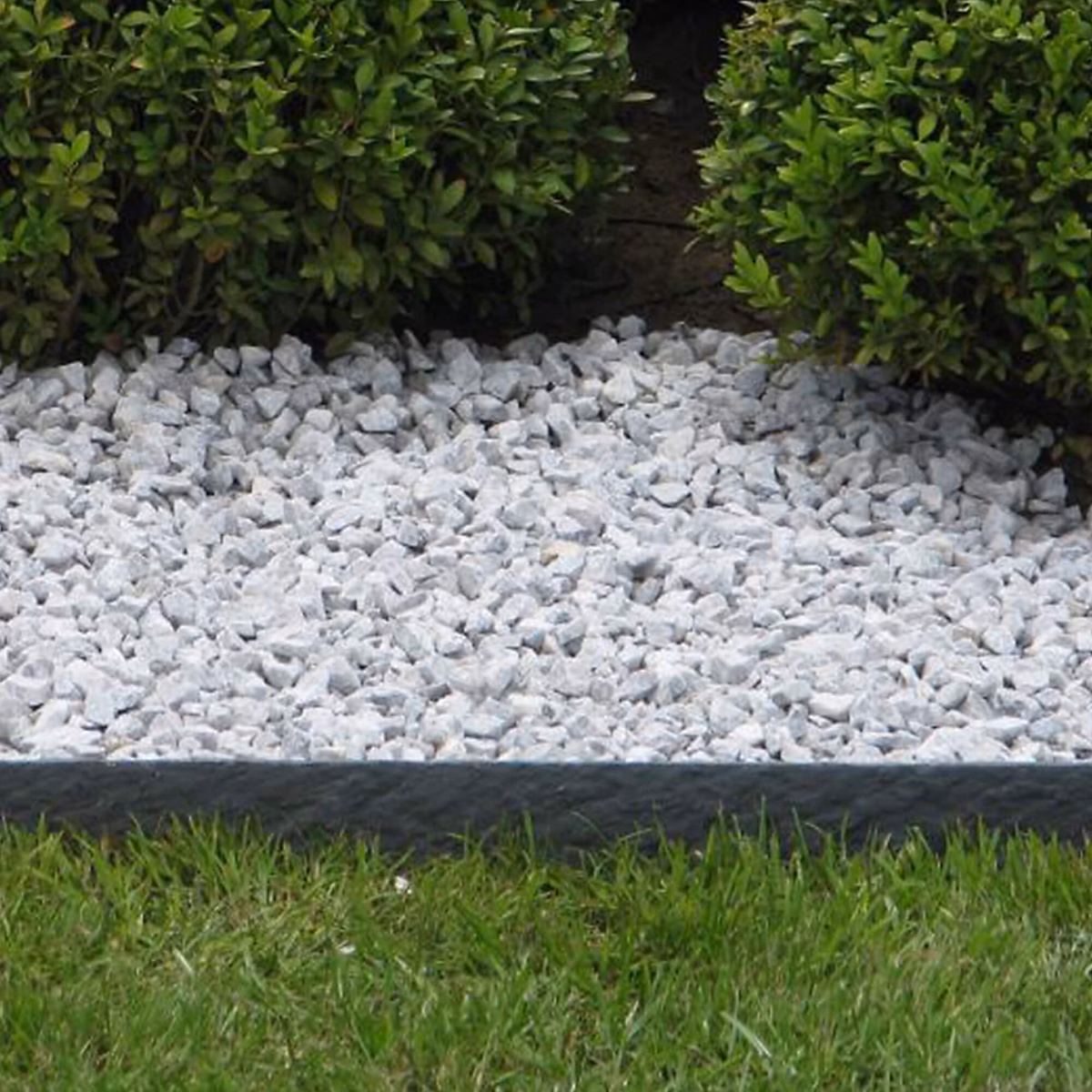 Bordure de jardin planche Plastique Recyclé Gris 200 × 14 × 1 cm (à l'unité) – RO'MA NATURE