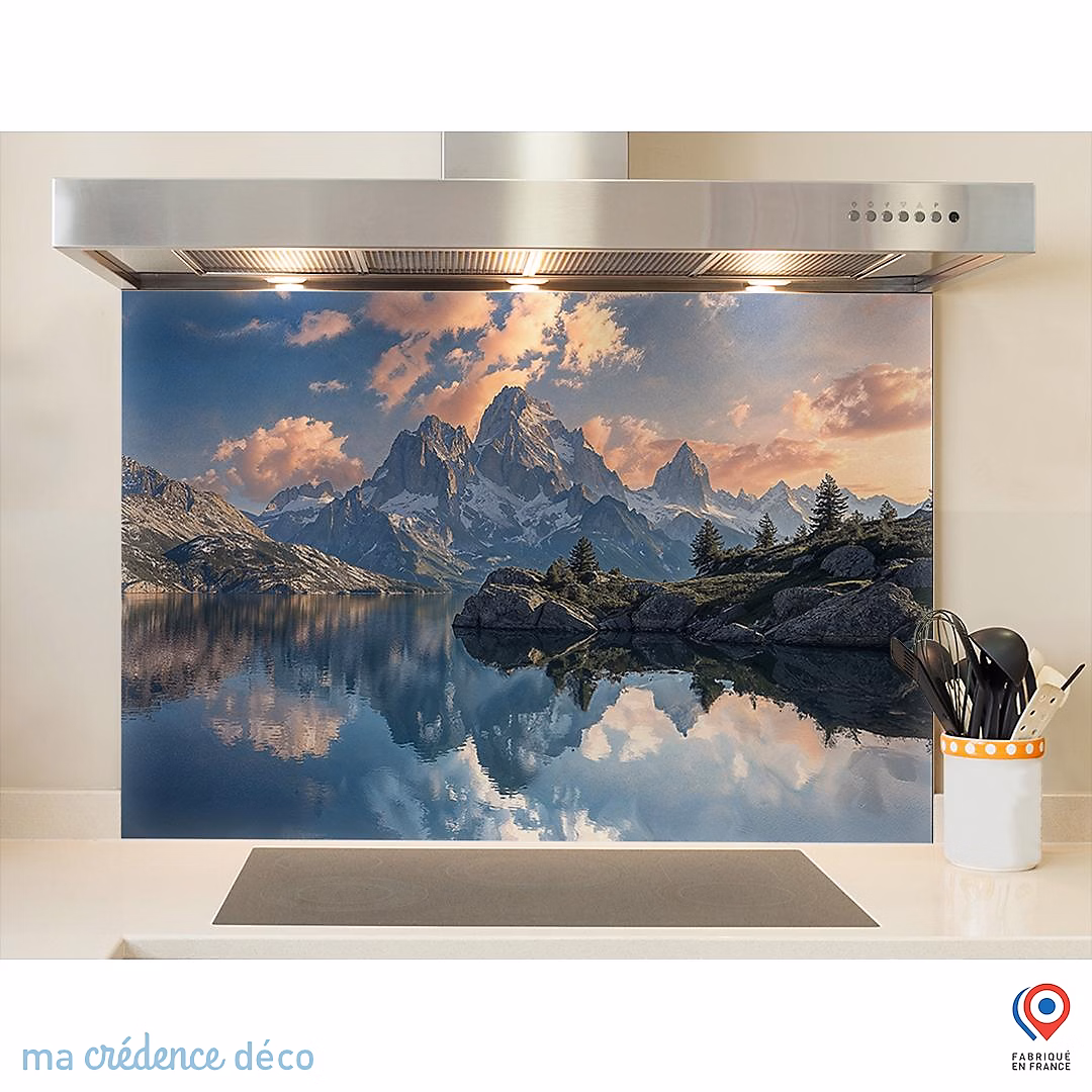 Crédence cuisine fond de hotte Lac de haute montagne – Alu composite, L 60 cm x H 45 cm, MaCrédenceDéco
