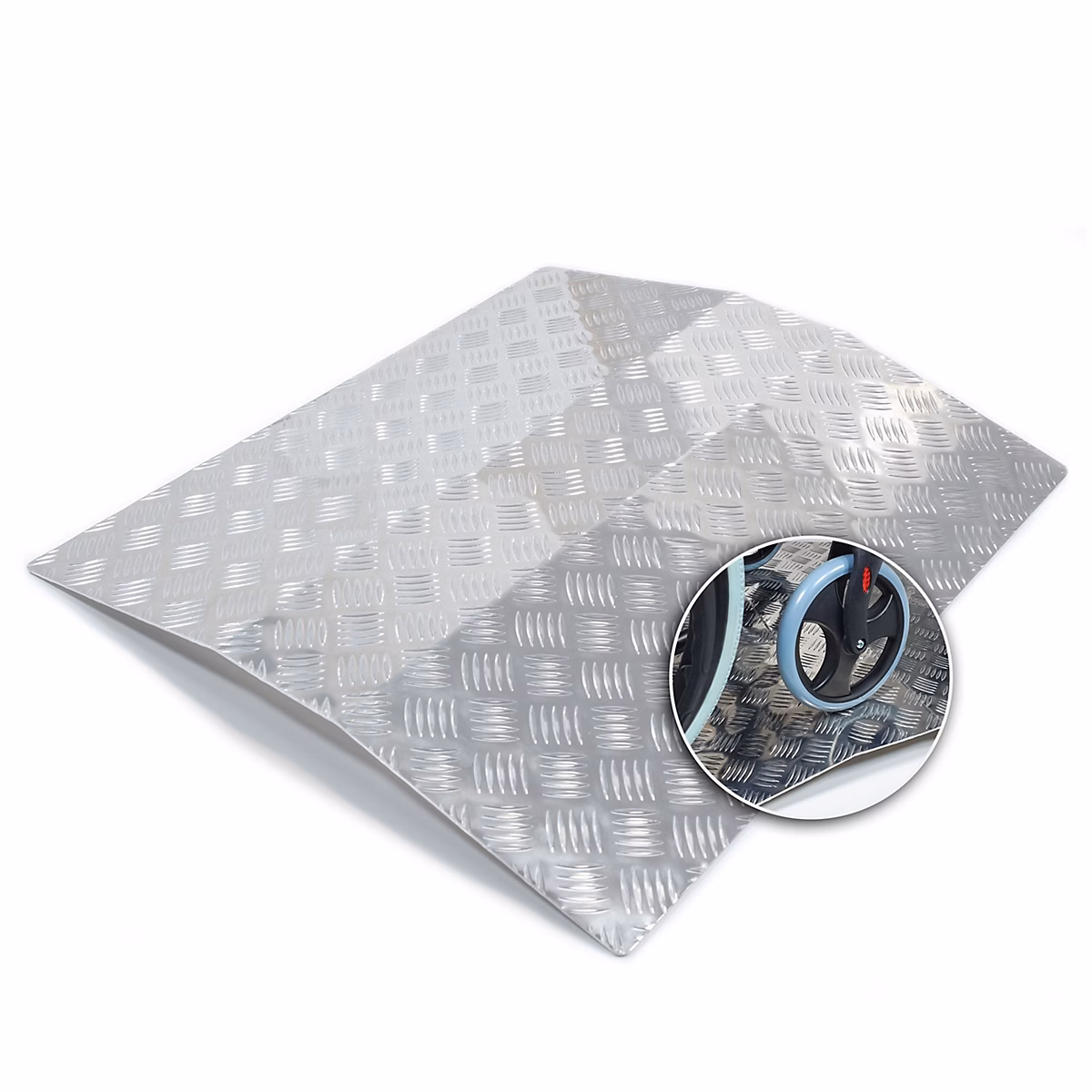 Aidapt VA146E | Rampe de pontage de seuil en aluminium – Idéal pour une utilisation sur les seuils de porte