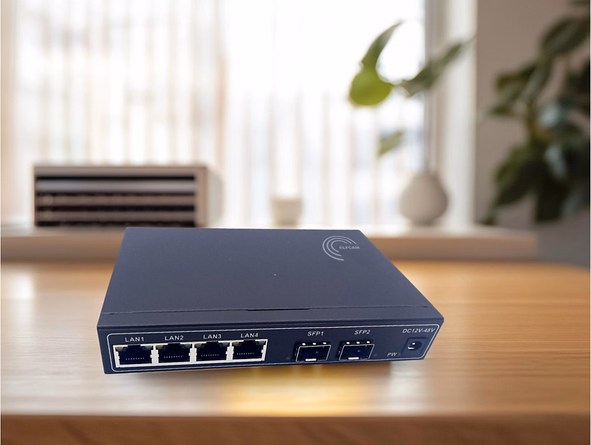 Elfcam – Switch Fibre 1Gb Non Géré, 2x SFP 1G + 4x RJ45 1000 Mbps, Plug & Play, Compatible Freebox Ultra & Livebox 6